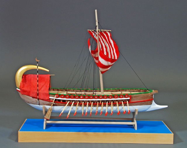 tFjLǍRD  Phoenician_warship