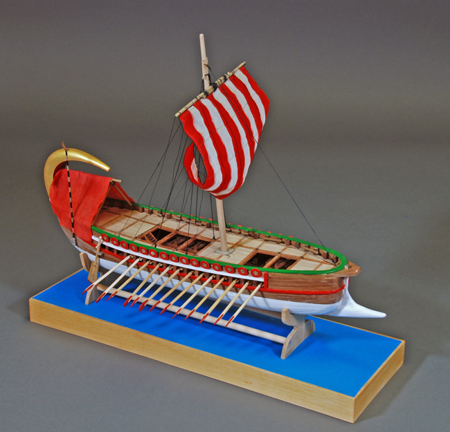 tFjLǍRD  Phoenician_warship